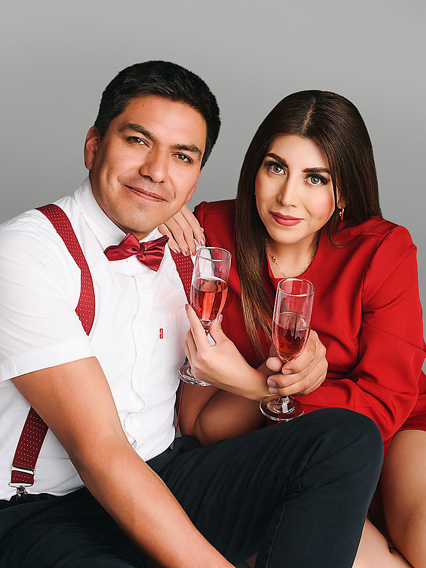 sesión de fotos profesional de pareja. Estudio fotográfico Quito